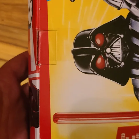 Star Wars Galactic Heroes Mega Mighties Darth Vader 10-Inch Action Figure Hasbro - Picture 4 of 13